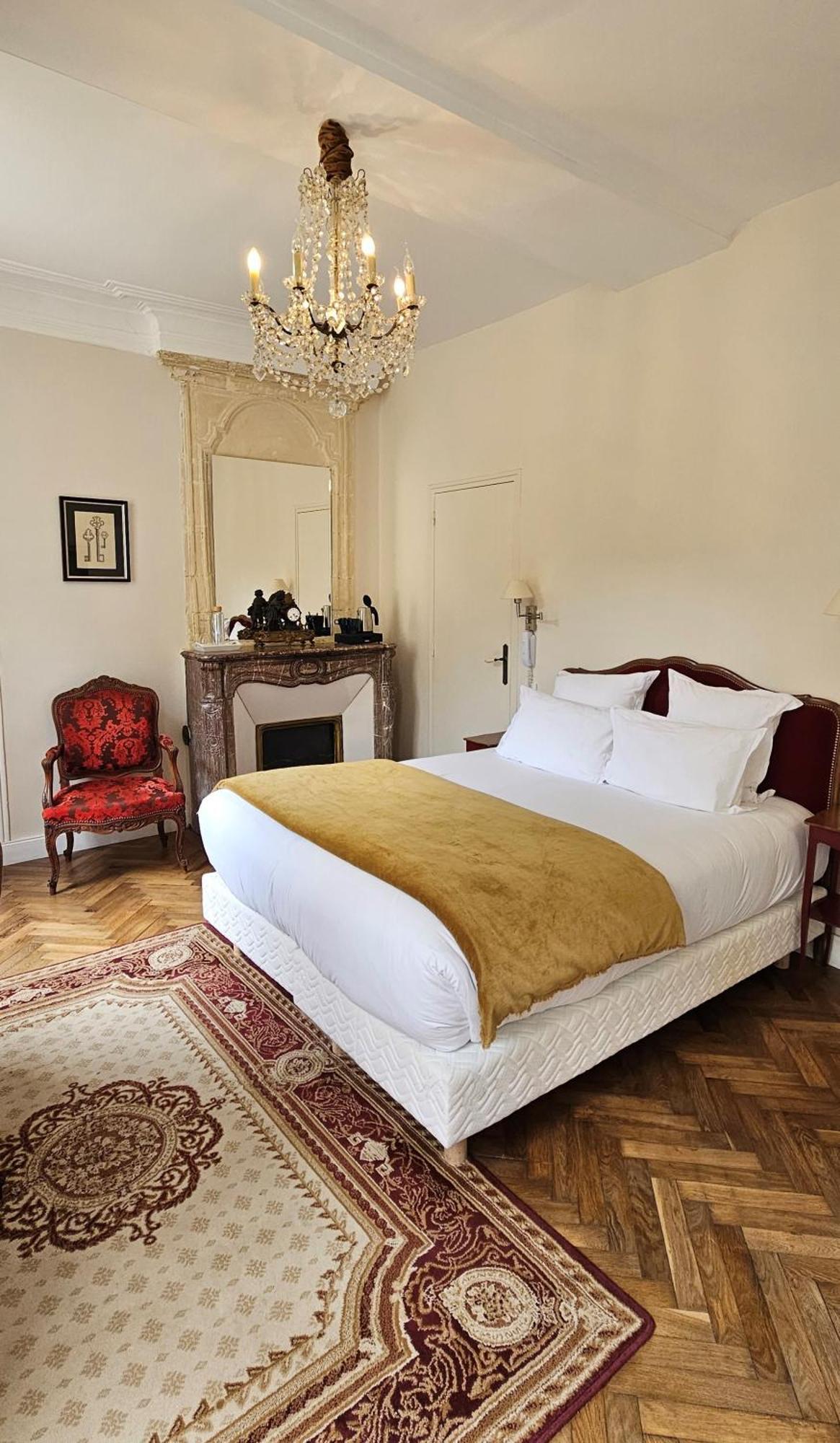 Le Tardif, Noble Guesthouse Bayeux Zewnętrze zdjęcie